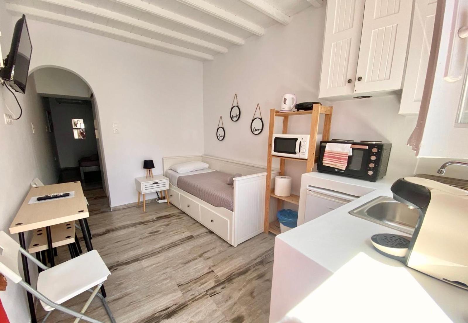Апартаменти Elenitas Town House With Balcony And Sea View Mykonos Town Екстер'єр фото